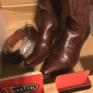 Brown cowboy boots _Like New
